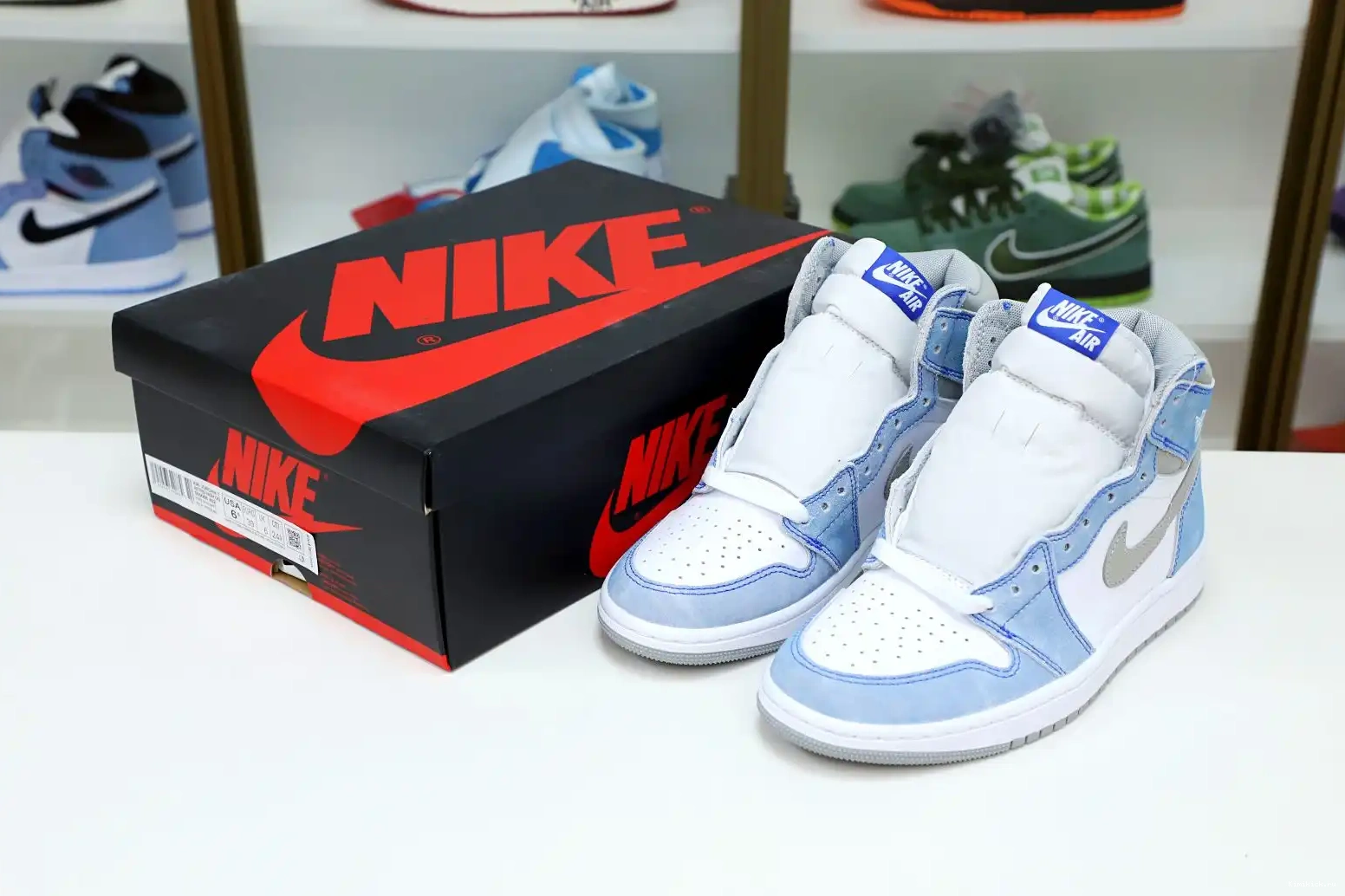 RETRO 'HYPER ROYAL' HIGH JORDAN OG Kimikick AIR 1 0405